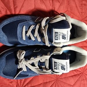 New balance womens shoes. Size 9